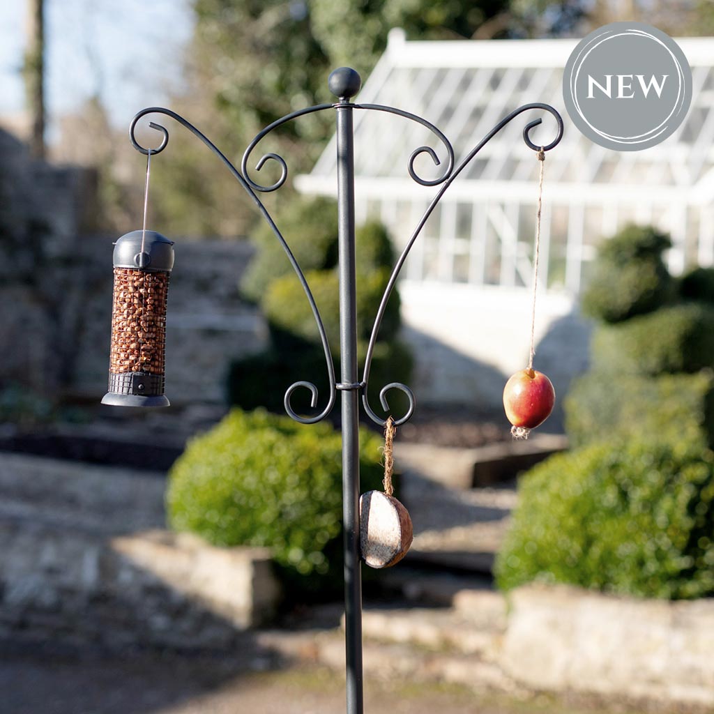 Classic Bird Feeder Post in Matt Black