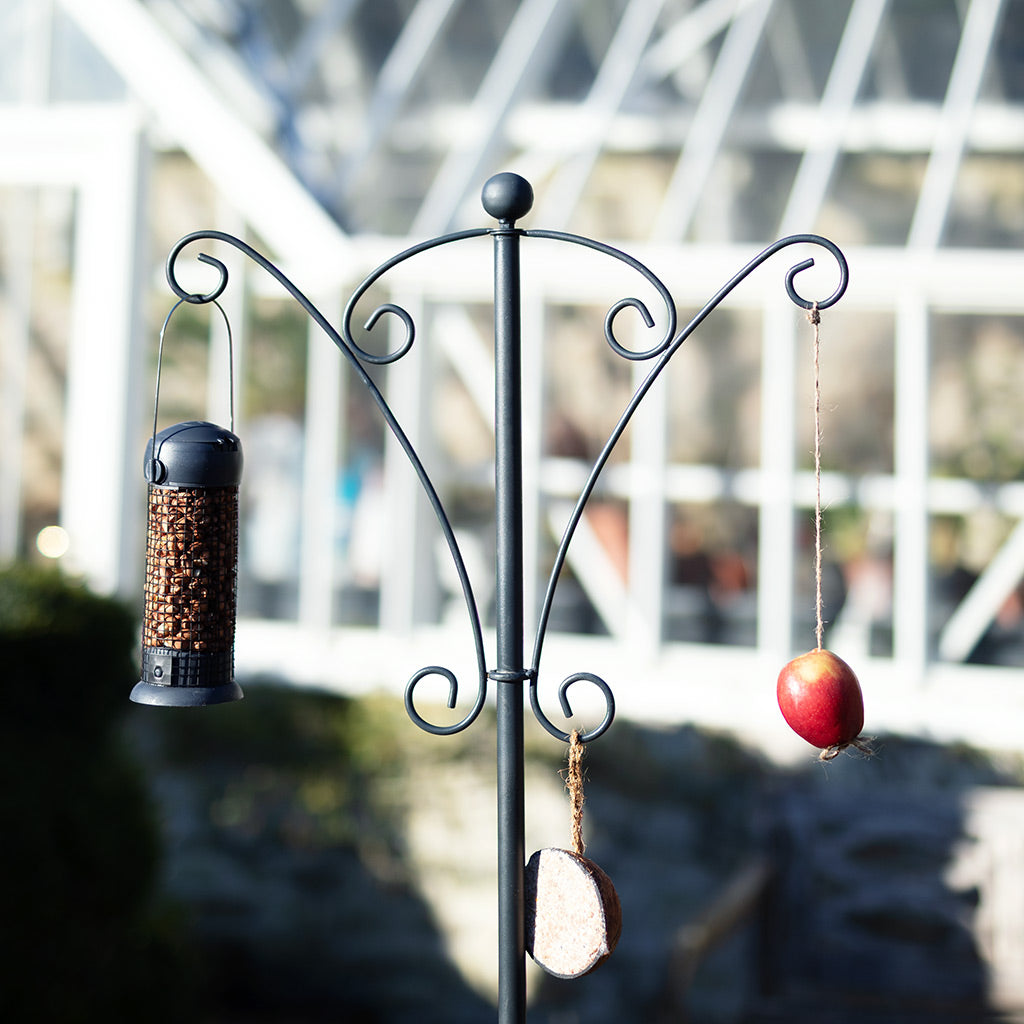 Classic Bird Feeder Post in Matt Black